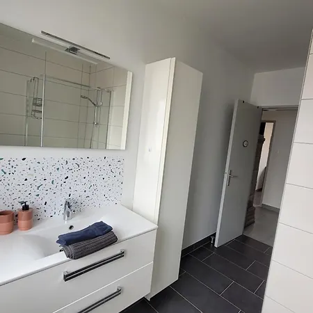 Charmante Maison A Stotzheim, 1 A 6 Personnes 別荘 *